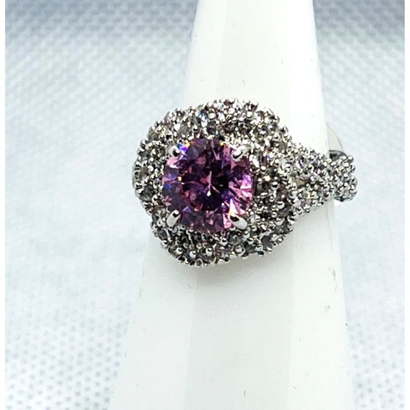 Ring Bomb Party Ring, NWOT, Size tag attached, size 6 - Picture 1 of 4